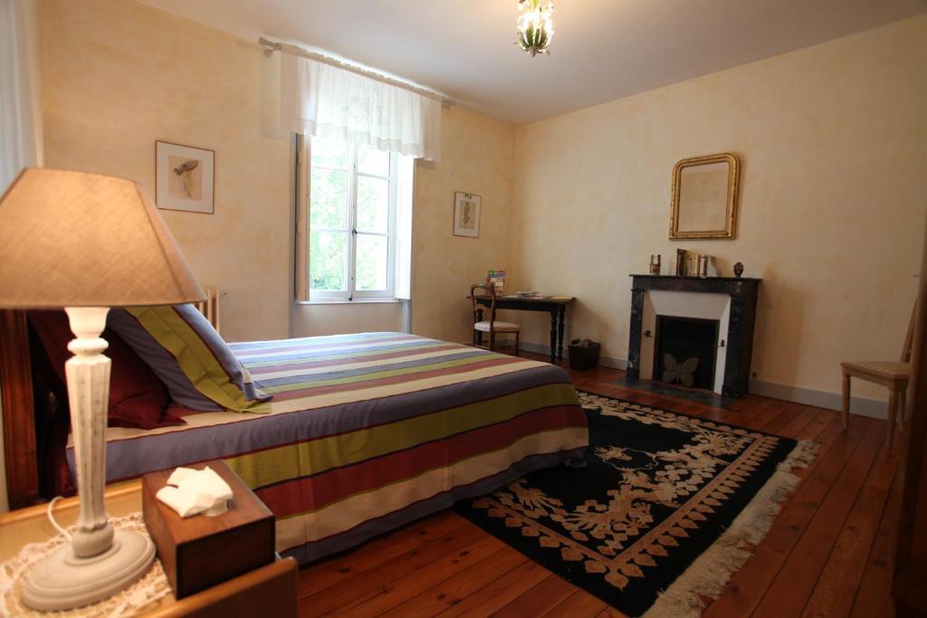 Chateau Du Beugnon Bed and Breakfast Tigné Camera foto